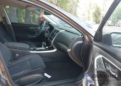 2014 Nissan Altima 2.5 S из США, поврежденный, VIN 1N4AL3APXEN200599